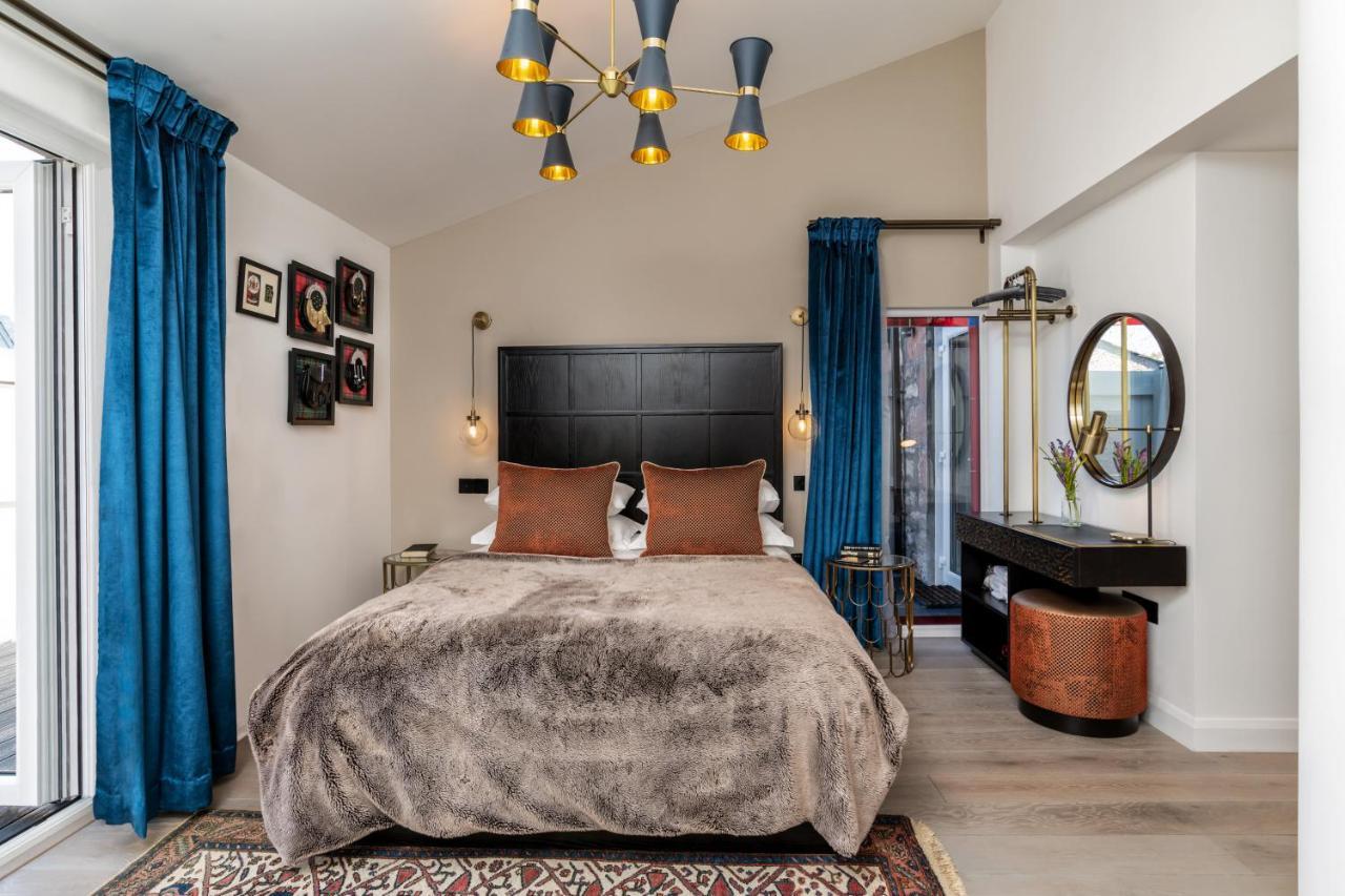 Relax In Super Size Copper Tub - 2 Bedroom Villa Inverness Bagian luar foto