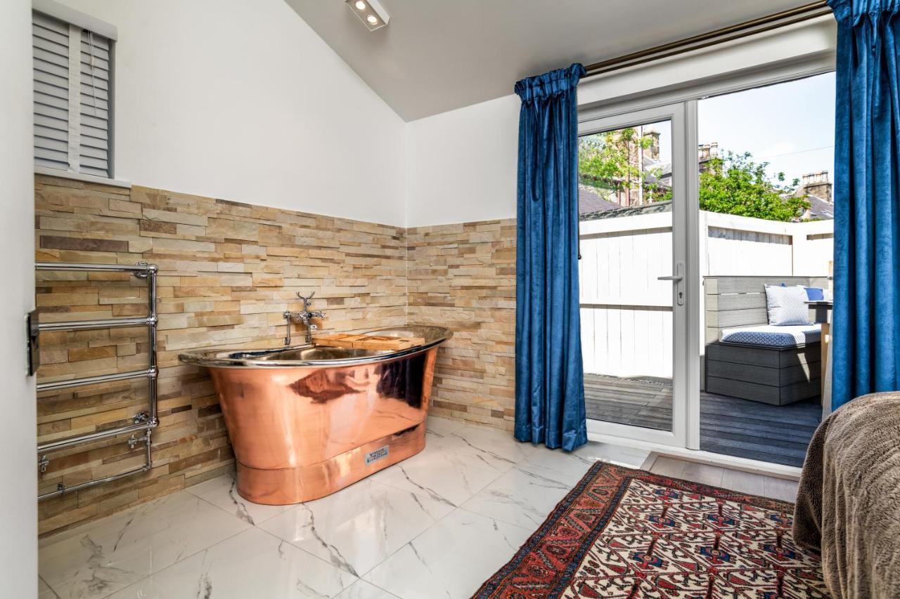 Relax In Super Size Copper Tub - 2 Bedroom Villa Inverness Bagian luar foto