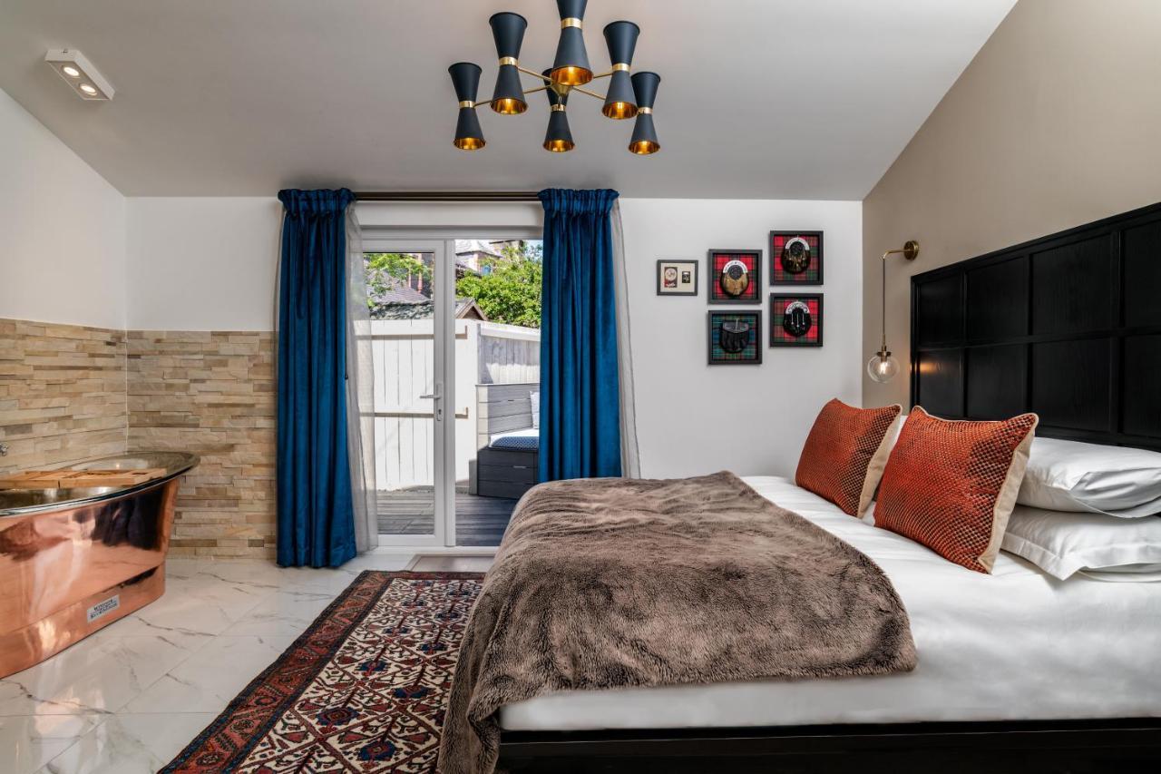 Relax In Super Size Copper Tub - 2 Bedroom Villa Inverness Bagian luar foto