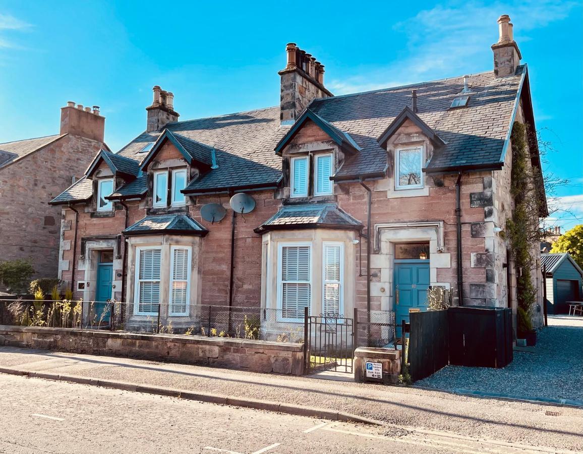Relax In Super Size Copper Tub - 2 Bedroom Villa Inverness Bagian luar foto